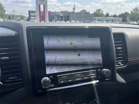 Certified 2022 Nissan Frontier PRO-4X w/ Technology Package image 21