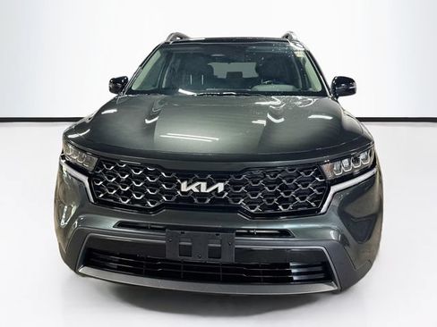 Used 2023 Kia Sorento S w/ Panoramic Sunroof Package AWD/4WD image 2