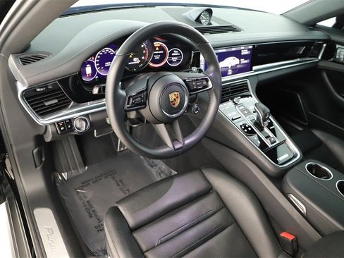 Used 2021 Porsche Panamera 4S image 15