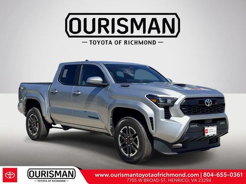 Used 2025 Toyota Tacoma TRD Sport w/ TRD Sport Upgrade Package AWD/4WD image 1