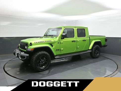 New 2026 Jeep Gladiator Sport AWD/4WD image 1