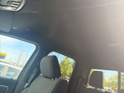 Used 2022 RAM 1500 Big Horn w/ Night Edition image 16