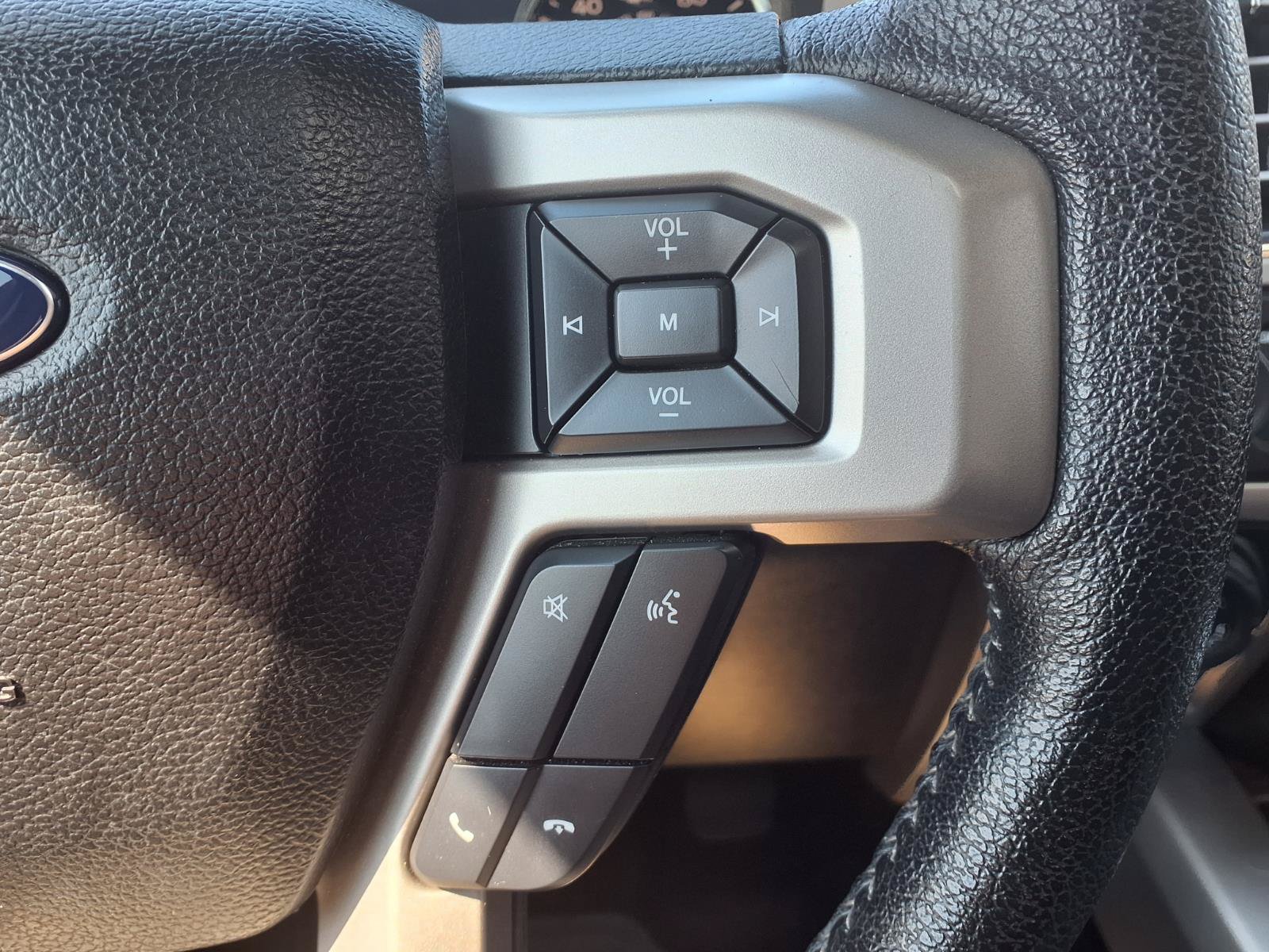 Used 2016 Ford F150 Lariat w/ Equipment Group 502A Luxury RWD image 20