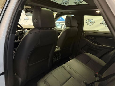 Used 2026 Land Rover Range Rover Evoque S image 18