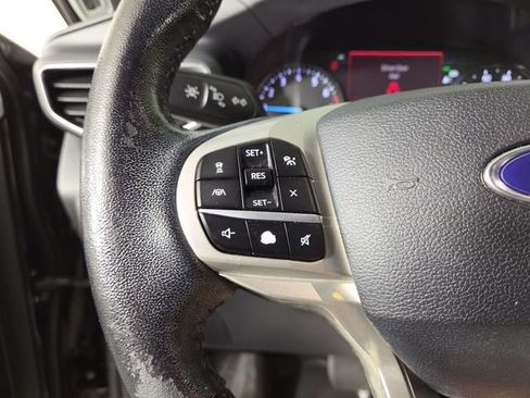 Used 2021 Ford Explorer XLT w/ Equipment Group 202A AWD/4WD image 24