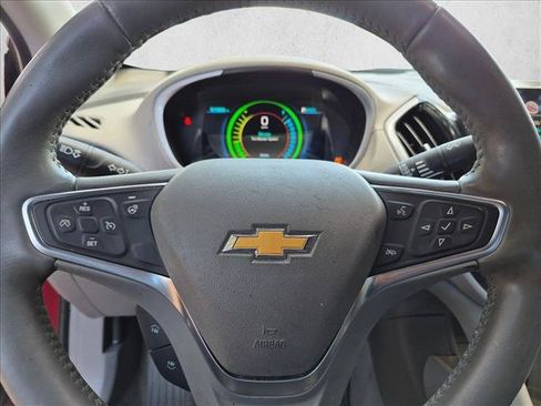 Used 2018 Chevrolet Volt LT w/ LT Driver Confidence Package FWD image 12