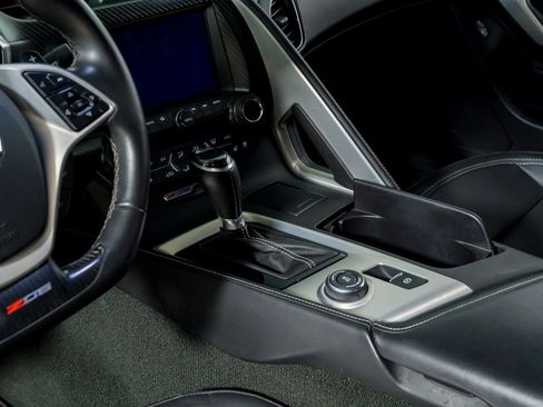 Used 2016 Chevrolet Corvette Z06 w/ 3LZ Preferred Equipment Group image 20