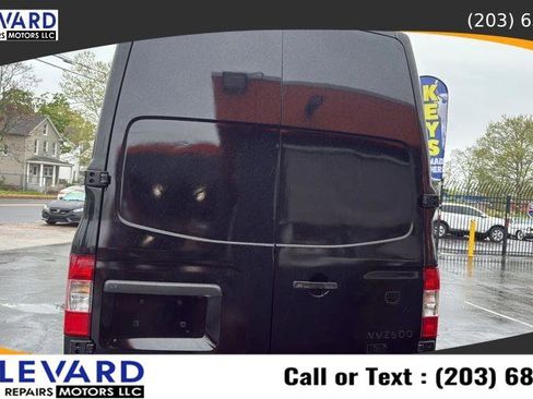 Used 2014 Nissan NV 2500 SV w/ V8 Appearance Package RWD image 6