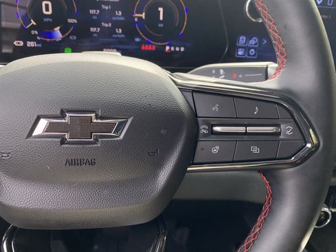 Used 2025 Chevrolet Silverado EV RST AWD/4WD image 21