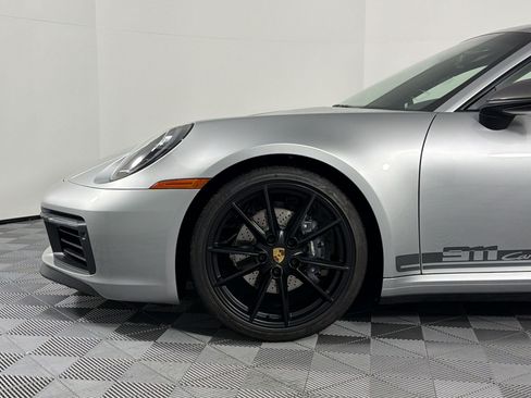 Certified 2024 Porsche 911 Carrera T RWD image 7