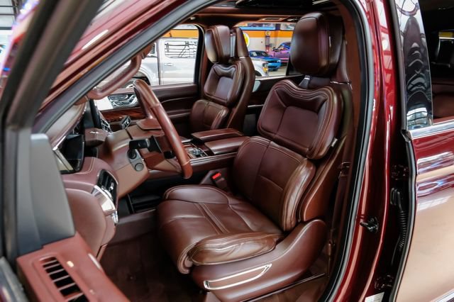 Used 2018 Lincoln Navigator Black Label w/ Cargo Package AWD/4WD image 35