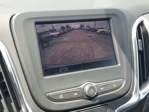 Used 2024 Chevrolet Equinox LT FWD image 24