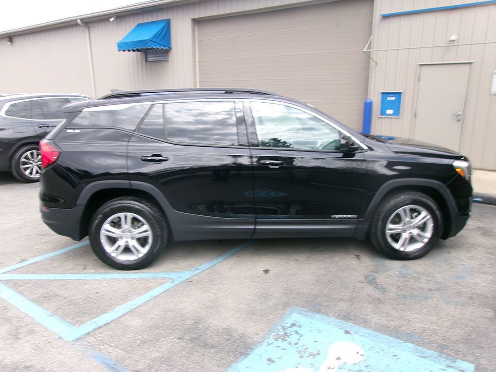 Used 2018 GMC Terrain SLE w/ Driver Convenience Package AWD/4WD image 6