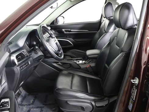 Used 2022 Kia Telluride LX image 31