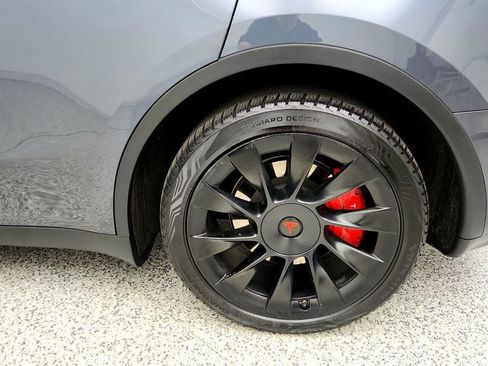 Used 2020 Tesla Model Y Long Range AWD/4WD image 9