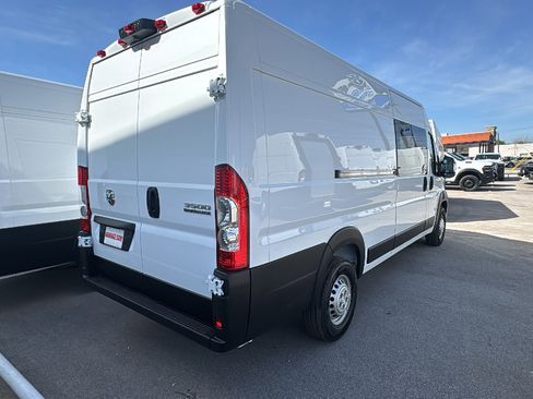 New 2026 RAM ProMaster 3500 w/ Crew Van Package image 5
