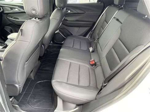Certified 2023 Chevrolet TrailBlazer RS w/ Convenience Package image 12