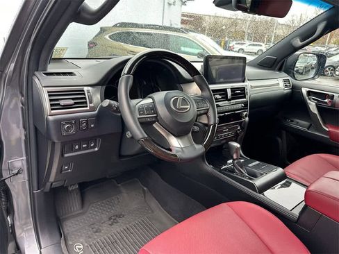 Used 2023 Lexus GX 460 Premium w/ Premium Plus Package image 2