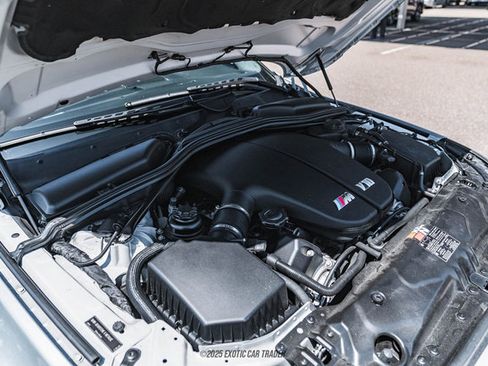 Used 2006 BMW M5 image 17