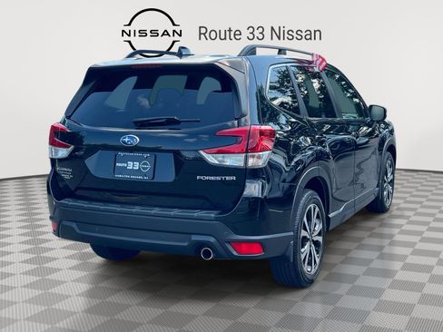 Used 2021 Subaru Forester Limited AWD/4WD image 4