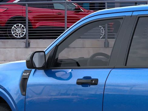 New 2025 Ford Maverick XLT w/ XLT Luxury Package image 21