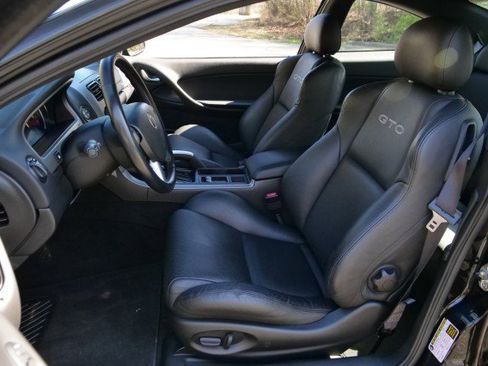 Used 2005 Pontiac GTO / 6.0L V8 / Leather Seats / LO image 3