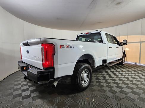 New 2026 Ford F250 XL w/ FX4 Off-Road Package image 8