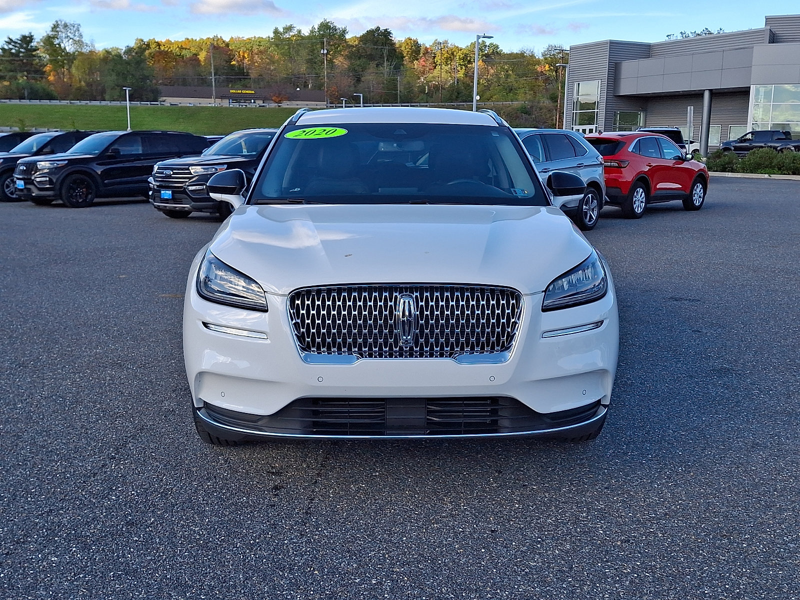 Used 2020 Lincoln Corsair AWD image 2