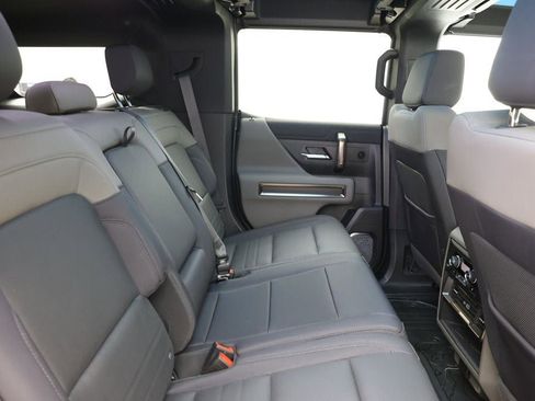 Used 2025 GMC Hummer EV 3X w/ LPO, Illumination Package AWD/4WD image 21