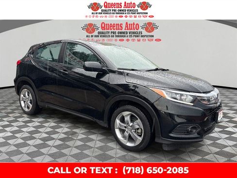 Used 2022 Honda HR-V LX image 9
