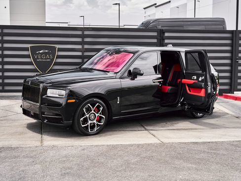 Used 2024 Rolls-Royce Cullinan Black Badge w/ Driver's Package AWD/4WD image 5