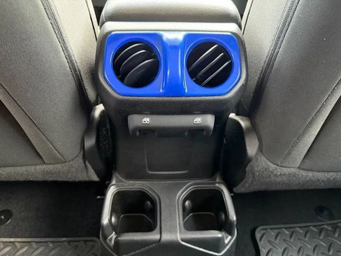 Used 2021 Jeep Gladiator Sport AWD/4WD image 28