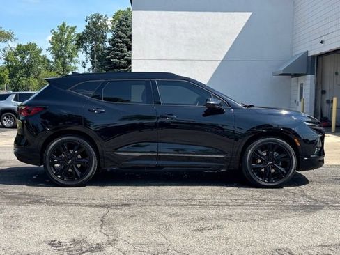 Used 2021 Chevrolet Blazer RS w/ Enhanced Convenience Package AWD/4WD image 2