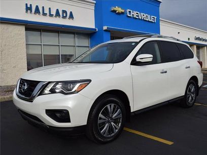 Used 2020 Nissan Pathfinder SV