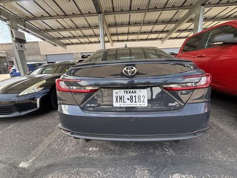 Used 2026 Toyota Camry SE FWD image 7