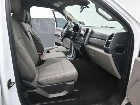 Used 2022 Ford F250 XLT AWD/4WD image 27