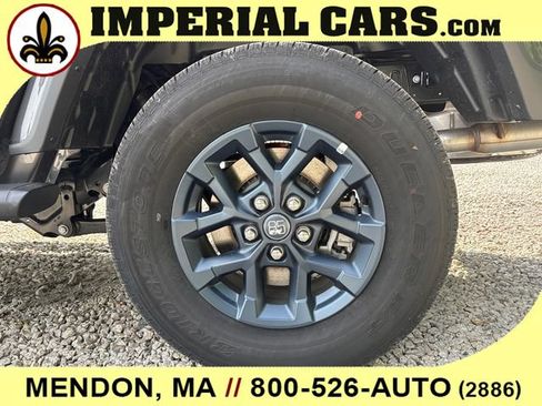 New 2026 Jeep Gladiator Sport AWD/4WD image 9