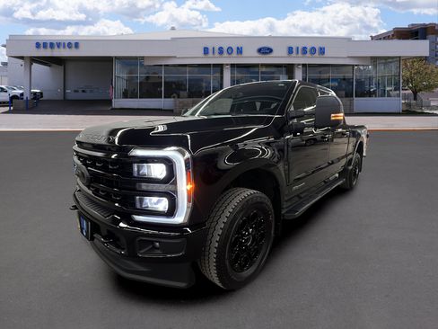 Certified 2024 Ford F350 XLT w/ Black Appearance Package image 8