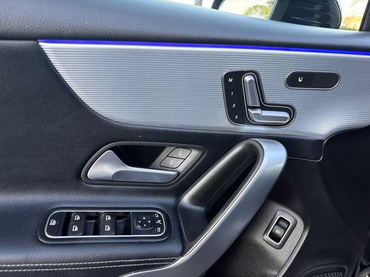 Used 2019 Mercedes-Benz A 220 image 29