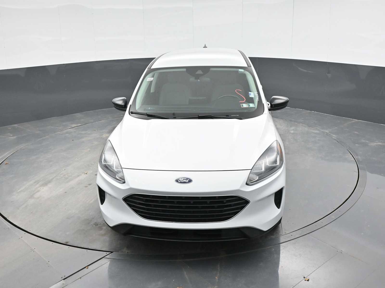 Used 2021 Ford Escape SE w/ SE Sport Appearance Package AWD/4WD image 16