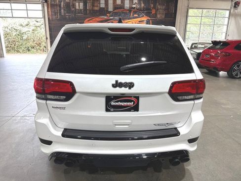 Used 2020 Jeep Grand Cherokee Trackhawk w/ Trailer Tow Group IV image 6