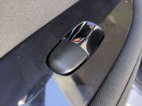 Used 2024 Nissan Leaf SV Plus FWD image 27