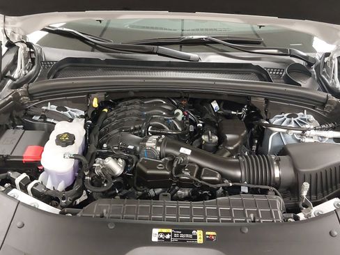 New 2025 Jeep Grand Cherokee Altitude image 30