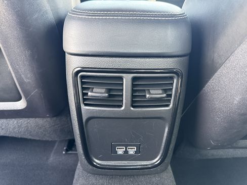 Used 2023 Chrysler 300 S RWD image 34