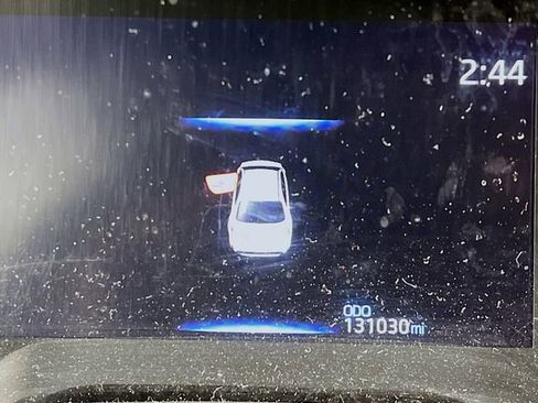 Used 2020 Toyota Corolla LE image 7