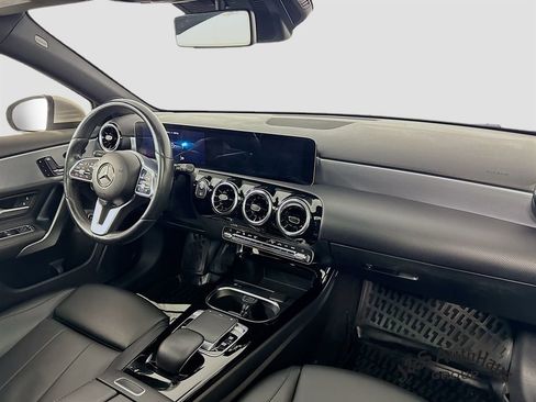Used 2020 Mercedes-Benz A 220 4MATIC image 30