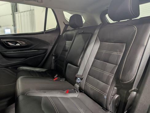 Used 2023 GMC Terrain Denali w/ Denali Premium Package image 15