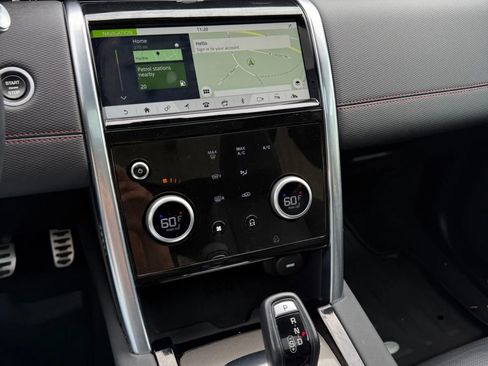 Used 2020 Land Rover Discovery Sport SE R-Dynamic image 25