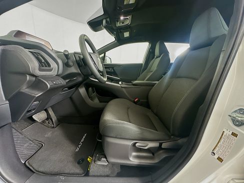 Used 2023 Subaru Solterra AWD image 13