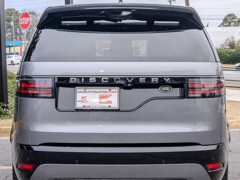 Used 2023 Land Rover Discovery S R-Dynamic image 25